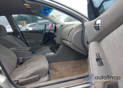 2011 Nissan Altima 2.5 S z USA, uszkodzony, nr VIN 1N4AL2AP0BN455106